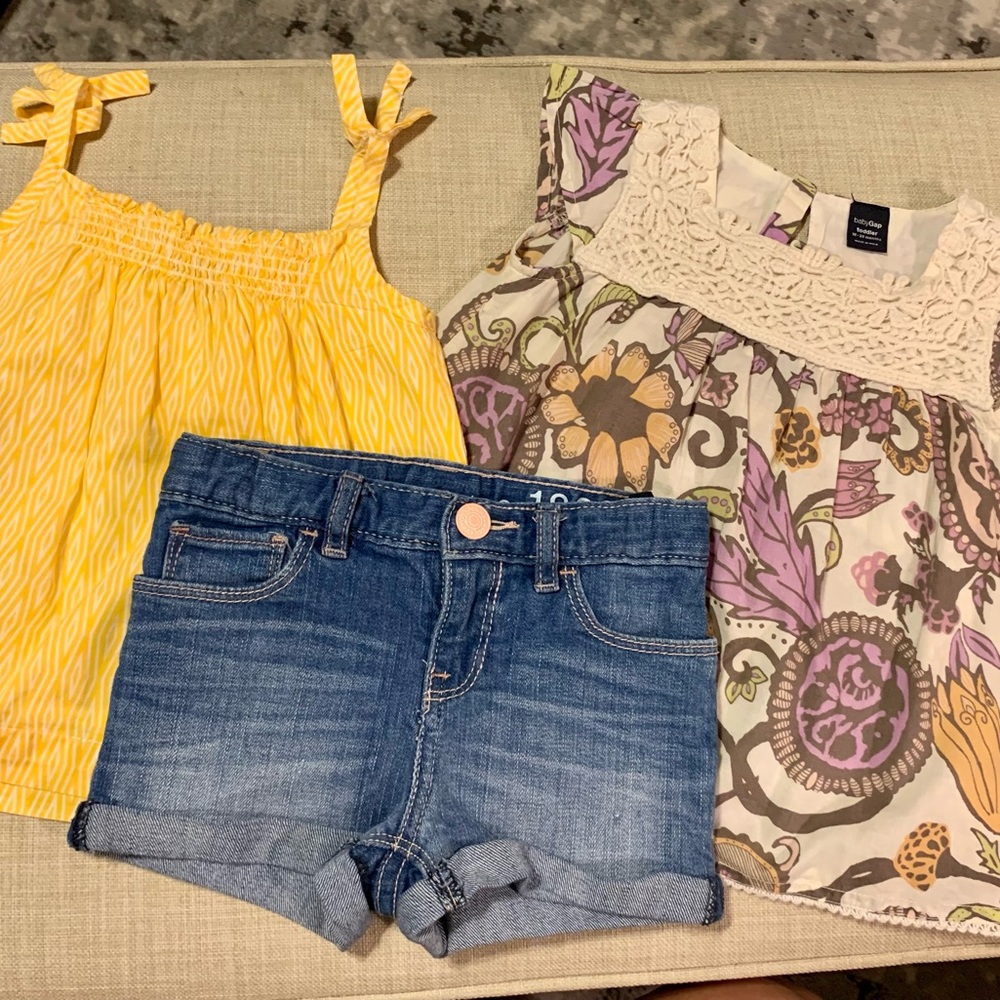 Baby Gap 🌼 Sz 18-24 mos.